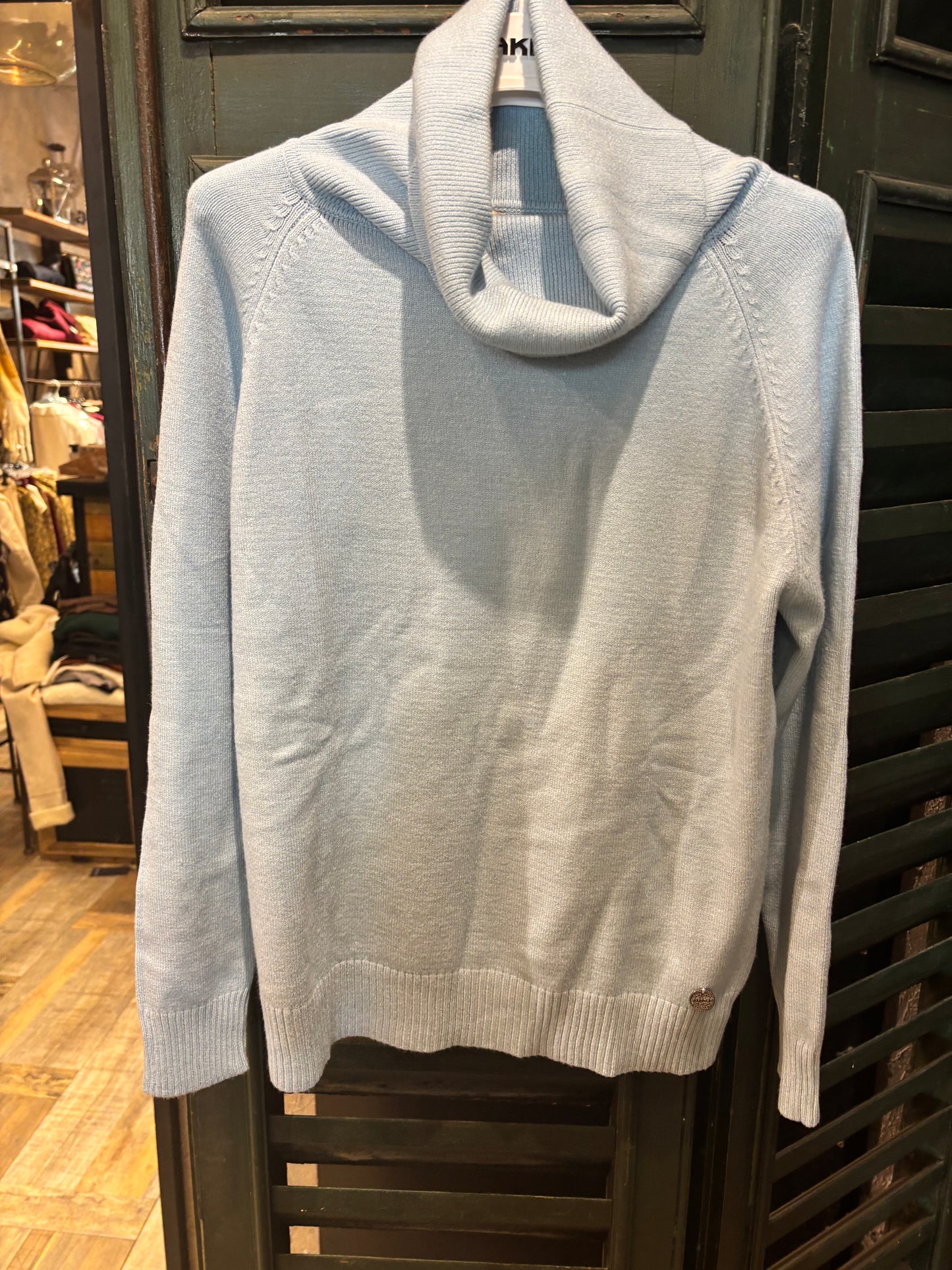 Maglia con collo ad anello taketwo