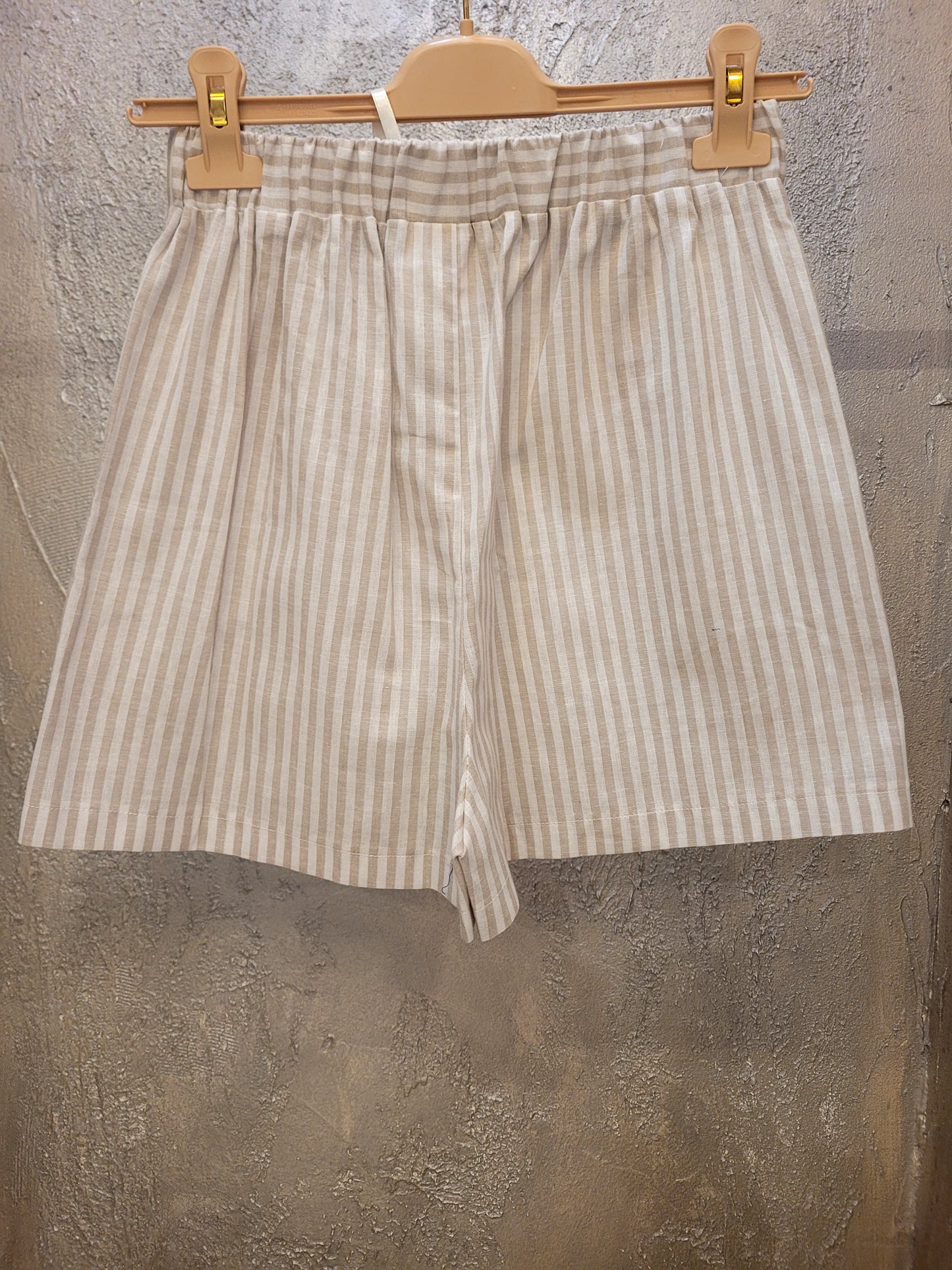 Shorts Nualy