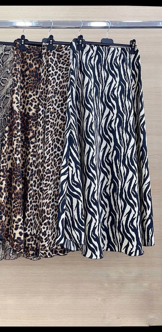 Gonna lunga  in raso fantasia leopardata
