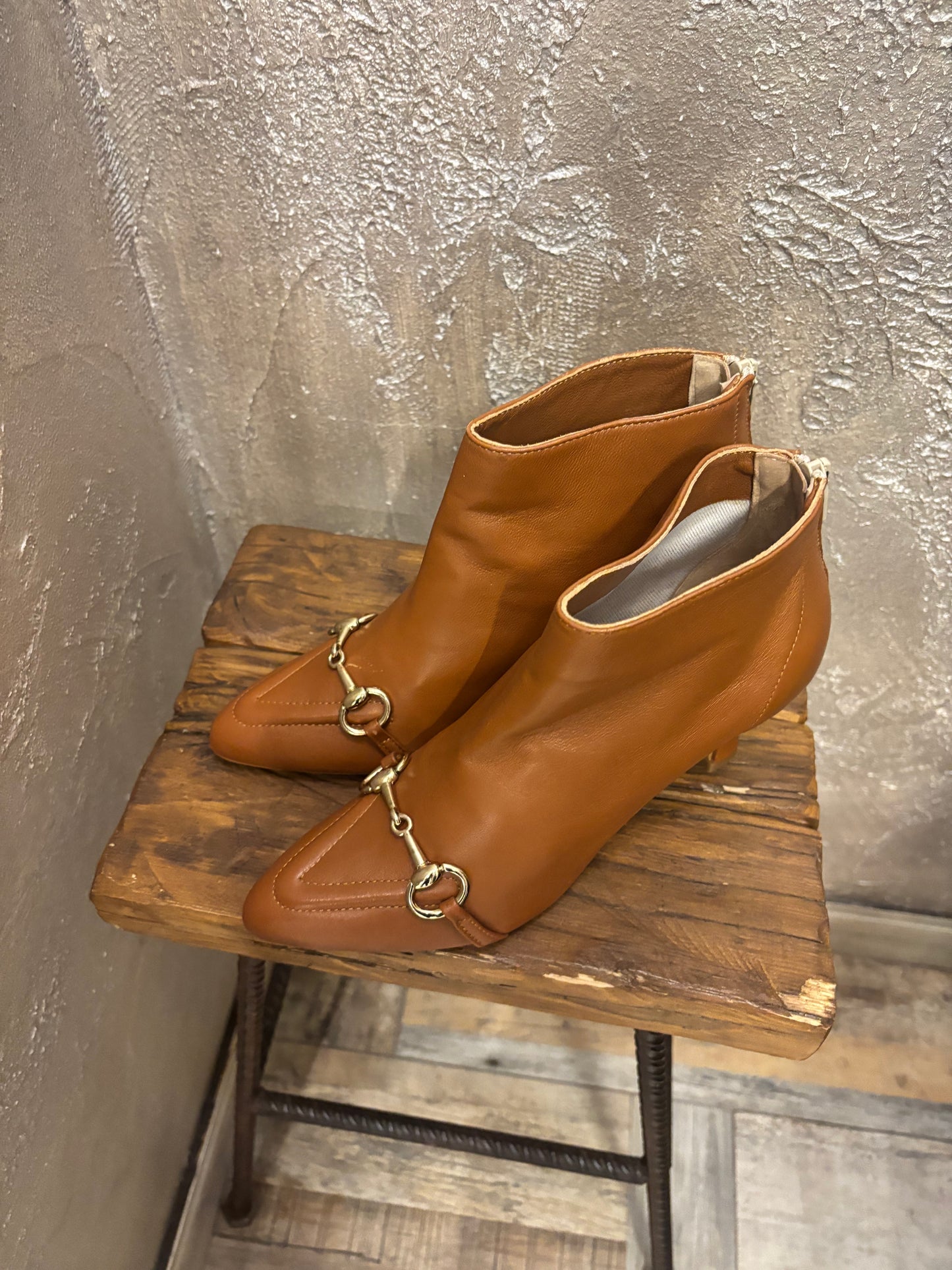 Stivaletto con fibbia noashoes