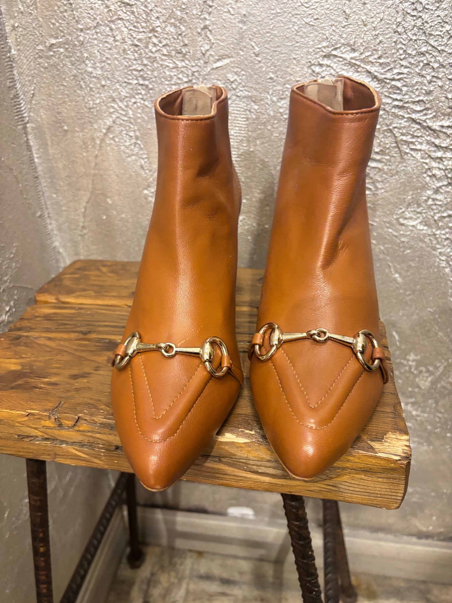 Stivaletto con fibbia noashoes