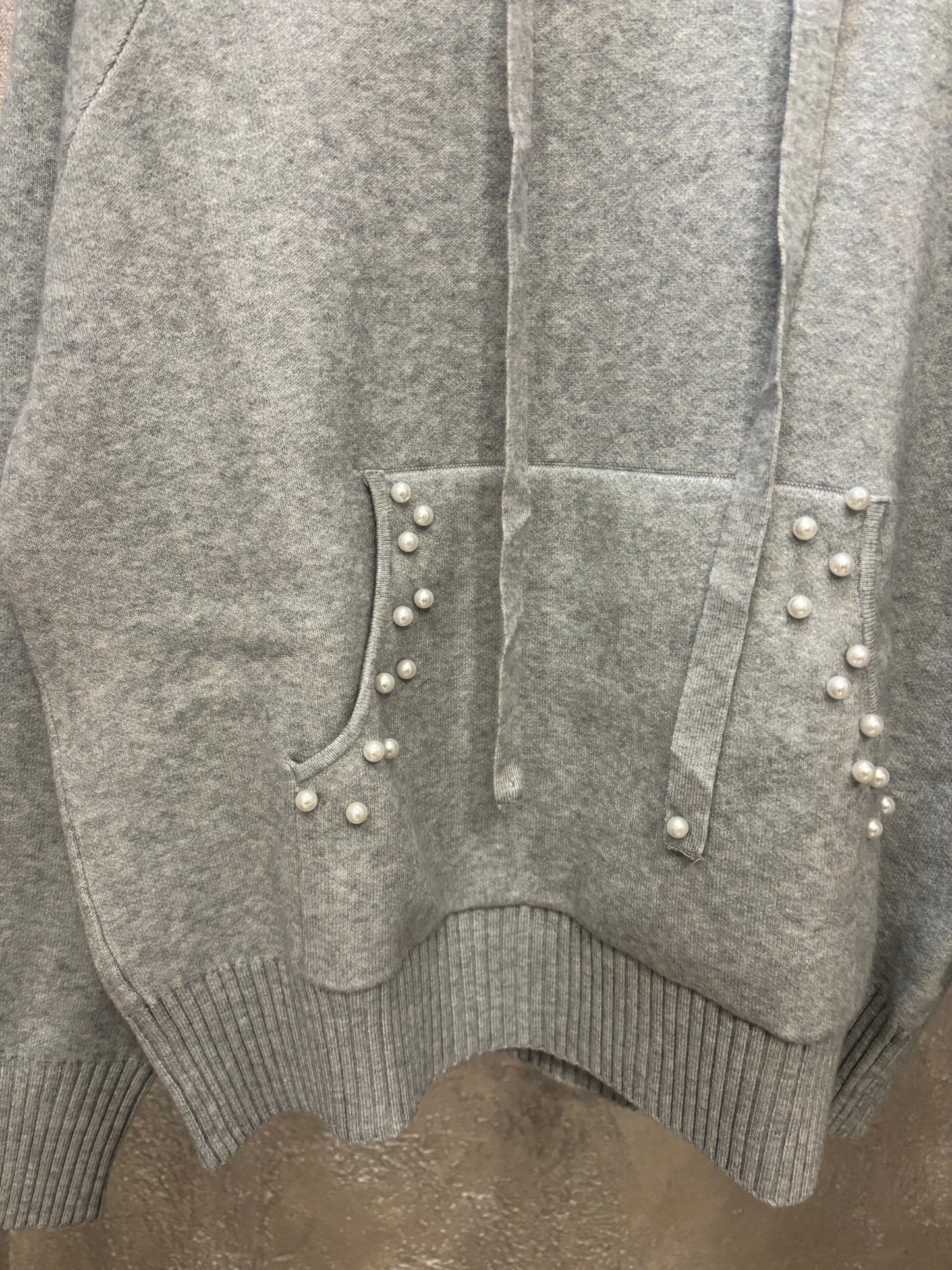 Maglia con cappuccio After