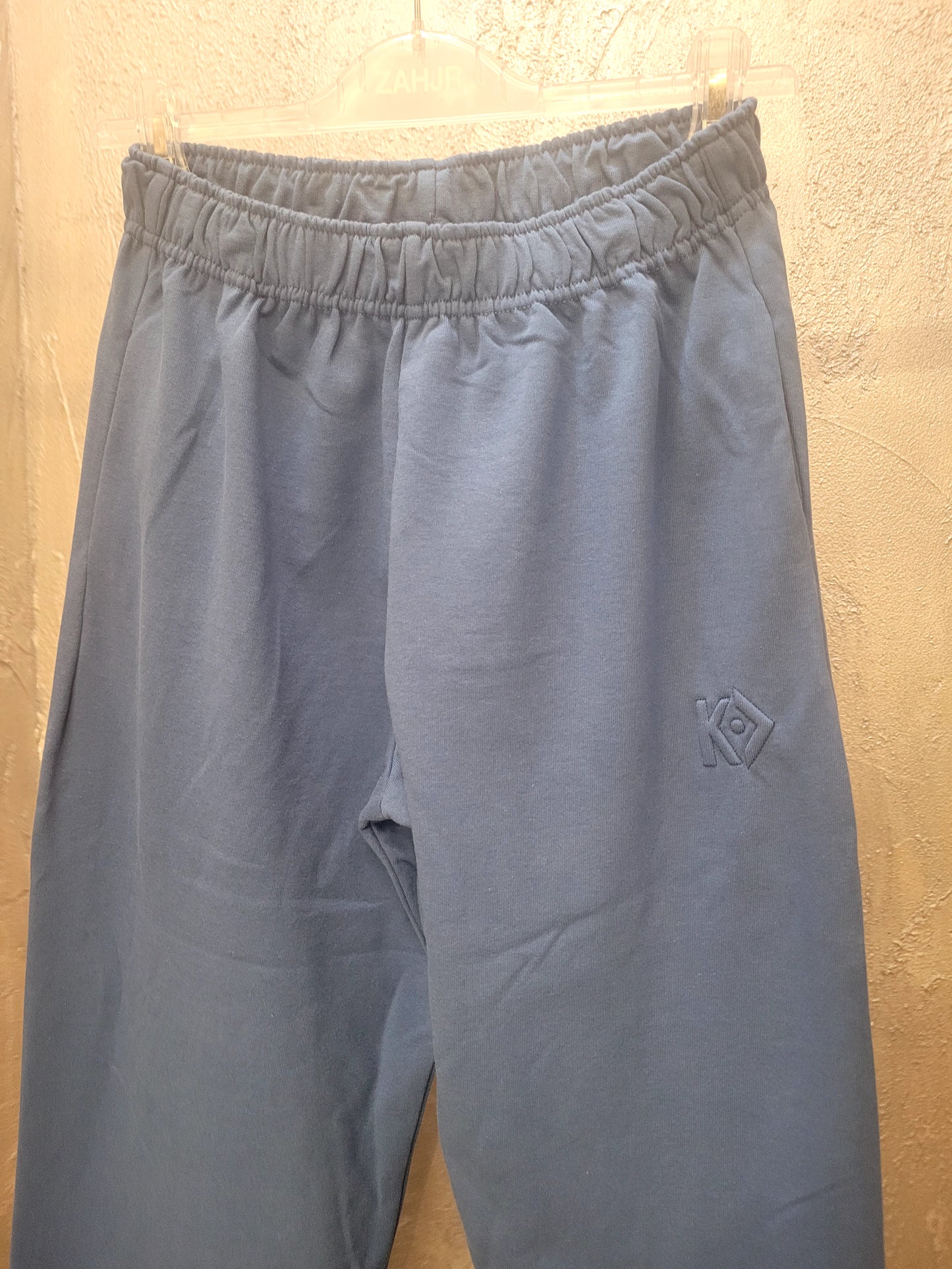 Pantalone tuta Kostumn