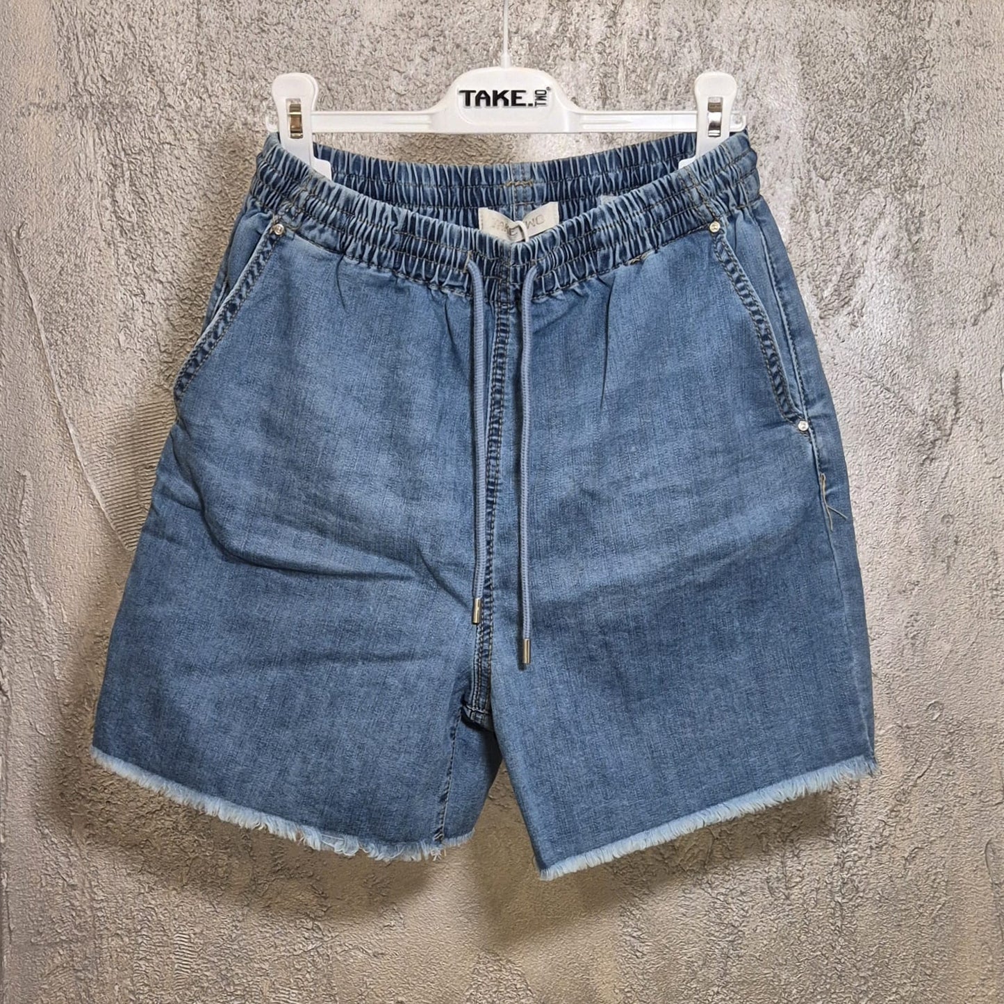 Shorts in jeans Taketwo