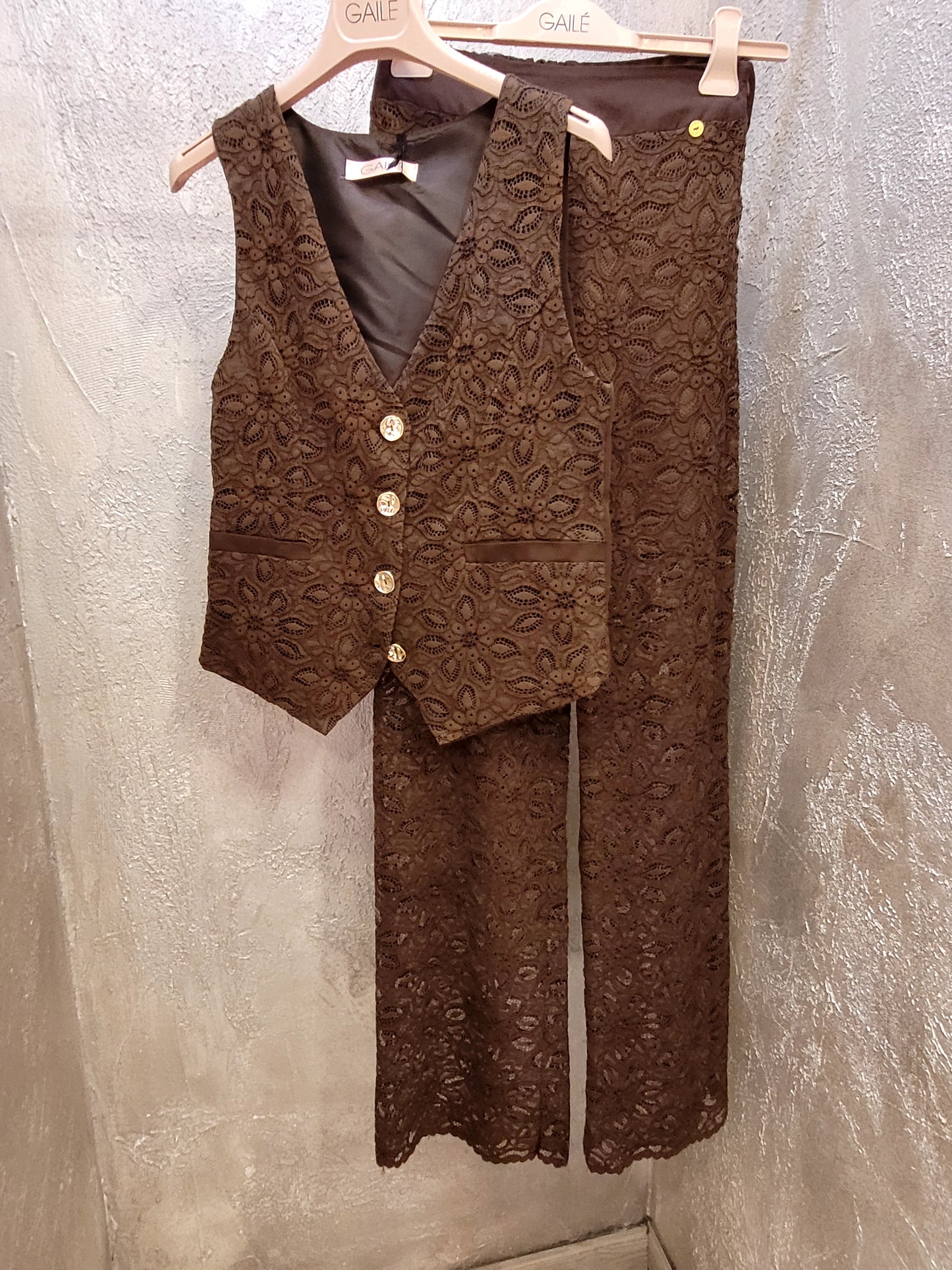 Gilet in pizzo Gaile'