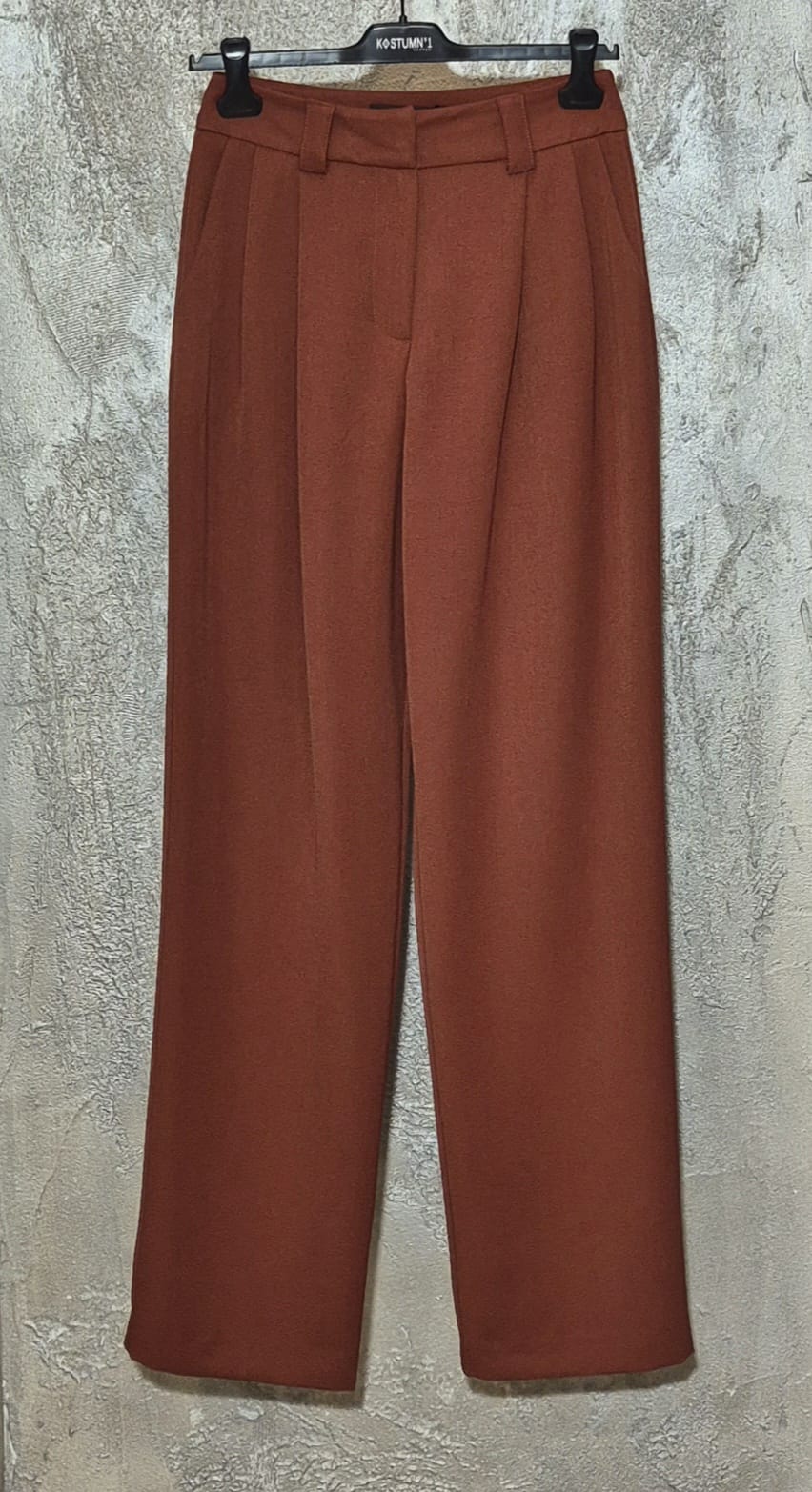 Pantalone con pences Kostumn