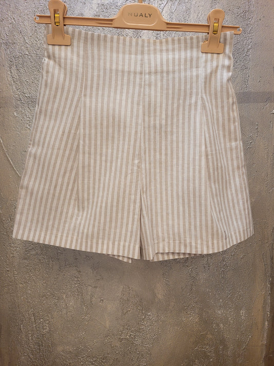 Shorts Nualy